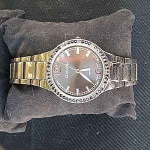 Chico's Ladies Wrist Watch in Black Metal.